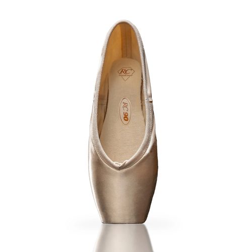 R Class RC90 Enchante Pointe Shoes 2