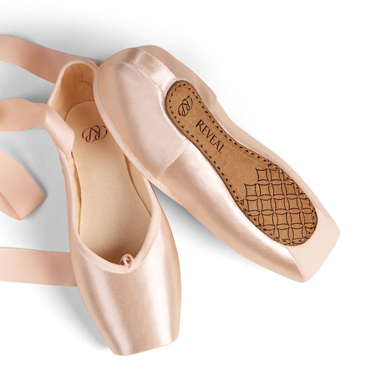 Russian Pointe Reveal Pointe Shoes 3 273e90d9 0ba3 496d aa4c dc8b987586a1